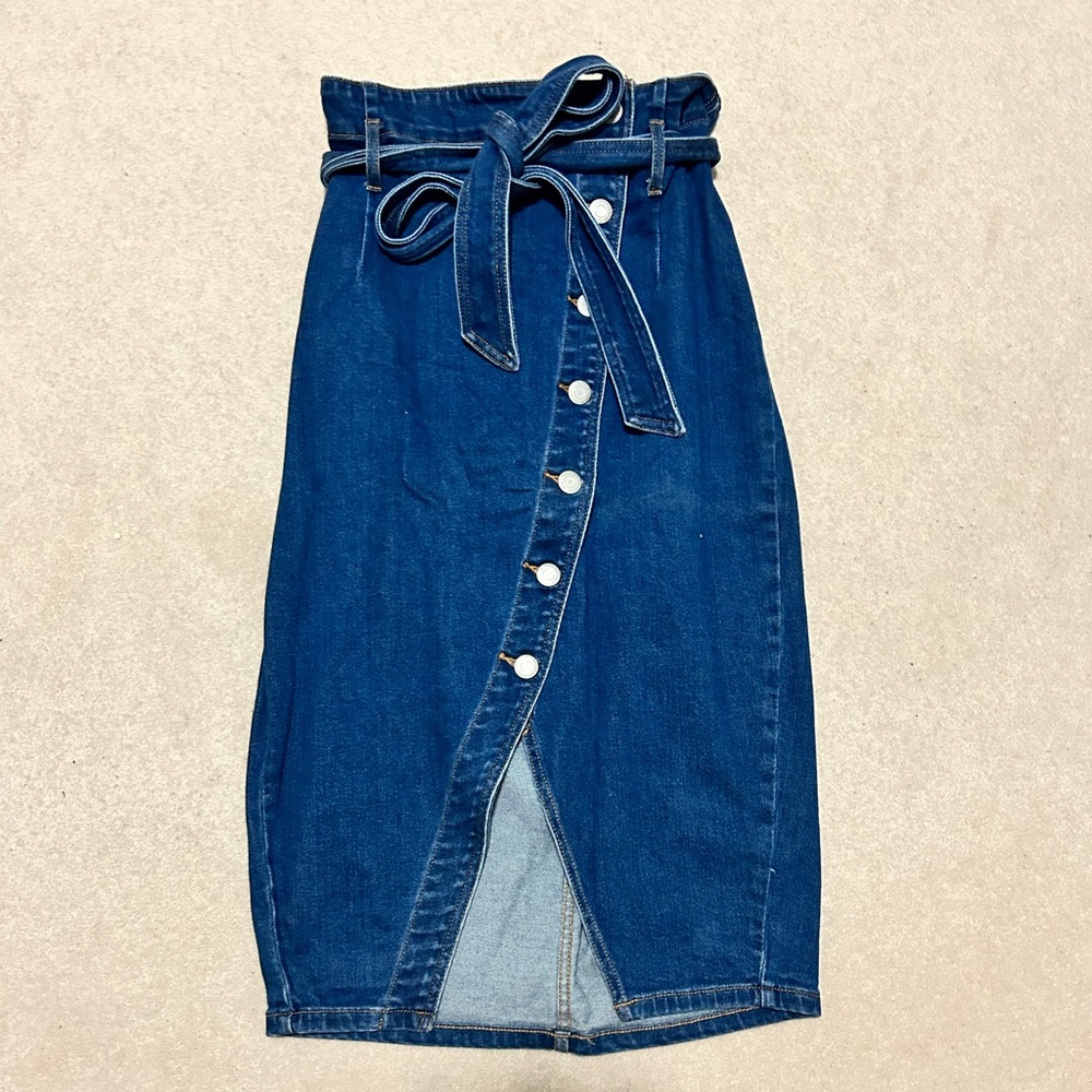 Paper bag denim skirt! Unworn!